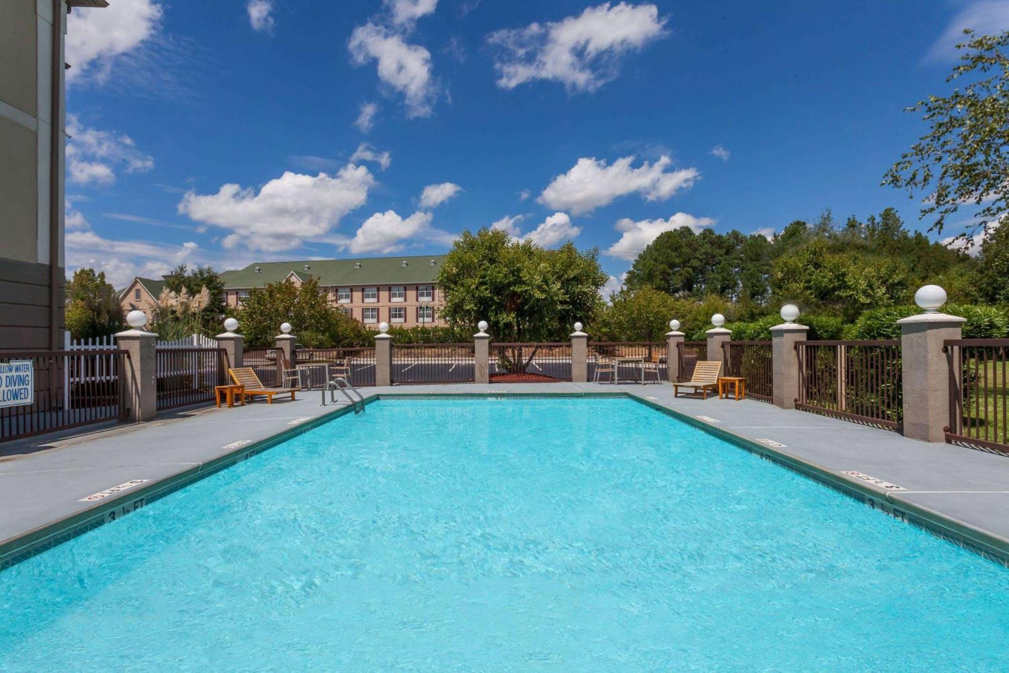 Baymont By Wyndham Columbia Fort Jackson Zewnętrze zdjęcie